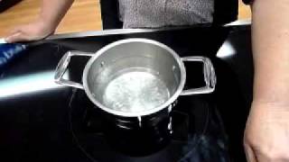 De Dietrich induction stove top  Boiling Water Demo [upl. by Ellett965]