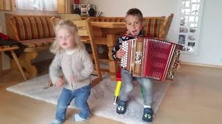 Steirische Harmonika Sternpolka mit Florian 5 Jahre alt [upl. by Rankin]