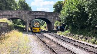 D9551 amp D9504 arrive at Wirksworth 14s60 [upl. by Atima]