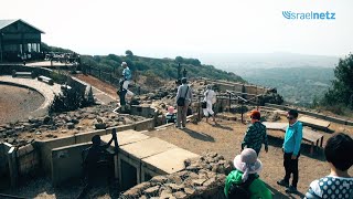 Vor Ort Auf dem Golan mit Blick auf den Grenzübergang Quneitra [upl. by Cris725]