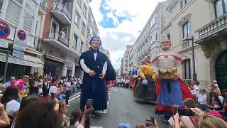 Polonesa de los Gigantes de VitoriaGasteiz en las Fiestas de la Blanca  7 de agosto de 2024 [upl. by Nhguav]