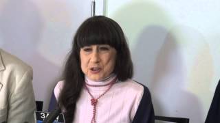 Judith Durham celebrates 70th Birthday at the Epworth Hospital [upl. by Aronos]