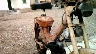 raro motorino motom daina matic arruginitissimo va in moto [upl. by Grayson]