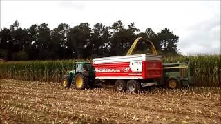 Silagem de Milho 2015  Corn Silage Portugal  Case IH and John Deere 6920s action [upl. by Enirolf16]