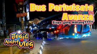 Bus Pariwisata VS Avanza  Siapa Pemenangnya  Jogja Night Vlog [upl. by Nueovas]