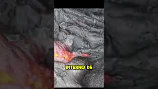 Así recolectan la lava los GEOLOGOS curiosidades aprender ciencialava geologo asifunciona [upl. by Lokin]