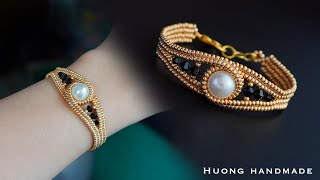 Twisted herringbone beaded bracelet How to make pearl bracelet Beading tutorial [upl. by Alfredo]