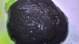 SLIME NOIR TEST AVEC PEINTURE AEROSOL [upl. by Aihtela794]