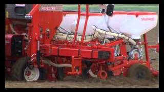 MASCHIO GASPARDO  MAGICA Seminatrice con interfila registrabile Pneumatic Precision Planter [upl. by Warga]