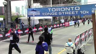 Yonge Street 10k WoW Power Walking finish [upl. by Aihsyla]