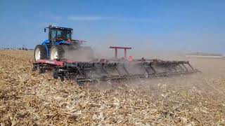 McFarlane Incite 5132 Tillage Tool Running in the Field [upl. by Newob461]