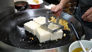 Singapore Fried White Carrot Cake  Hawker Street Food [upl. by Leanor]