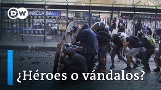 La quotprimera líneaquot de las protestas en Chile [upl. by Ecined]