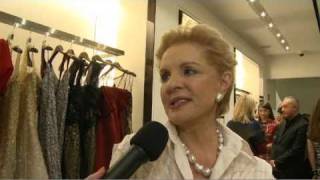 Eglantina Zingg interviews Anna Wintour  Carolina Herrera Show [upl. by Vasily414]