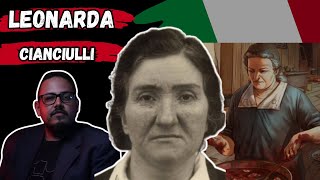 Leonarda Cianciulli  Ela fazia SABÃƒO e BISCOITOS de suas VÃTIMAS [upl. by Mirna85]