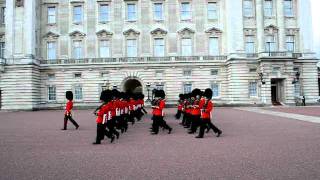 Cambio della Guardia Londra Buckingham Palace [upl. by Dahl722]