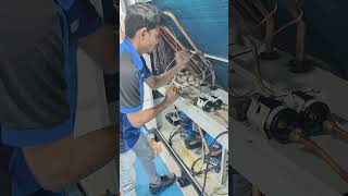 HVAC Blue ⚡ star⭐ Ac bluestar machine daikin carryminati hvactechnician [upl. by Akeyla]