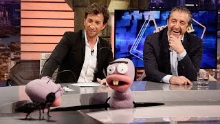 El Hormiguero 30  Josep Pedrerol contesta a las preguntas de Trancas y Barrancas [upl. by Elyn282]