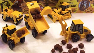 Play Doh Play amp Mini Machines Caterpillar Construction Toys 5 piece Set Mighty Machines in Action [upl. by Akehsar]