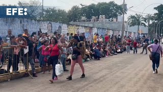 México dispersa a migrantes de su frontera sur tras nuevas reglas de EEUU y comienzo de Sheinbaum [upl. by Roos]