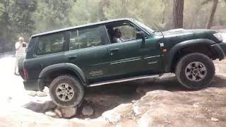 nissan patrol v8 vs hyundai terracan [upl. by Savanna]