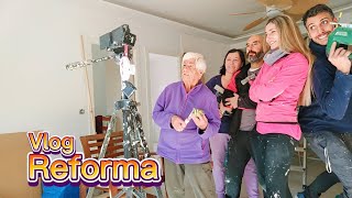 REFORMA PISO 🏠 Un día con nosotros DETRÁS de CÁMARAS 😃 Vlog reformas [upl. by Atnohs]