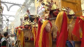 La fiesta de Moros y Cristianos de Alcoy vuelve tras dos años de parón por la pandemia [upl. by Gurl]