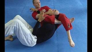 Getting the Triangle Choke from Arm Bar Counter [upl. by Fuller]