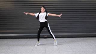 Twinkle Jaiswal KidzbopTwinkle  Jimikki Kammal  Choreography  Jeya Raveendran [upl. by Lrub]