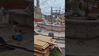 Restauração da Fontana Del Moro  Piazza Navona  Roma italy [upl. by Beyer]