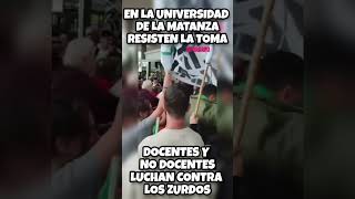 En la UNLAM docentes y no docentes resisten la toma son ellos contra los zurdos uba veto veto [upl. by Laram130]