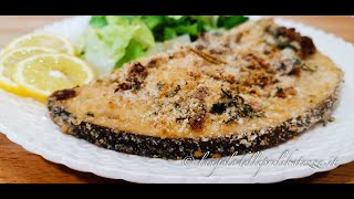 Pesce spada impanato e gratinato in forno Ricetta facile per un pesce morbido e ricco di gusto [upl. by Falo119]