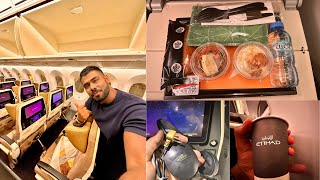 Luxurious Etihad Airways Boeing 787 Dreamliner ECONOMY CLASS with UNLIMITED FOOD amp Drinks [upl. by Nylauqcaj]