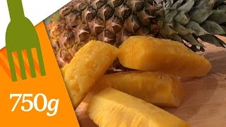 Comment choisir et éplucher un ananas   750g [upl. by Bernadine]