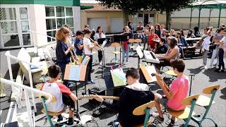 Rentrée en musique au collège Lamoricière à SaintPhilbert de Grand Lieu 44 [upl. by Adnolaj]