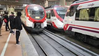 RENFE Class 465  011511  045545 arriving at Atchoa Station Madrid on 261123 [upl. by Hassi277]