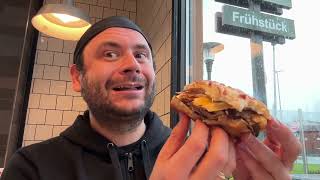 Mc Donalds Big Rösti Cranberry das Winterschmankerln mampfen amp bewerten [upl. by Yelserp64]