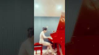 Queen 👸 We Are The Champions  Piano Cover [upl. by Dry913]