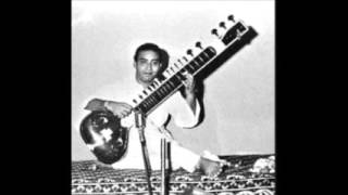 Ustad Imrat Khan amp Pt Kishan Maharaj Miyan ki MalharSadarang Mahajati Sadan 1968 [upl. by Olympias]