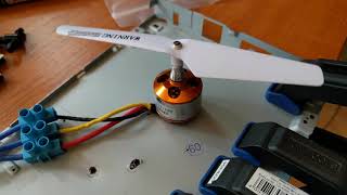 Brushless Motor A2212 1400KV with ESC 30A [upl. by Taffy81]