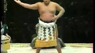 Sumo Paris Bercy 1995  DohyoIri du Yokozuna Takanohana [upl. by Avla]