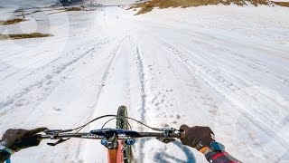 MEGAVALANCHE 2023  DE 3330M A 713M ↘️ 320 riders en même temps  Full run GoPro commenté [upl. by Korella]