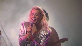 Vesna Zmijanac  Ne kunite crne oci  LIVE  Spens Novi Sad 1994 [upl. by Ahsinrad]