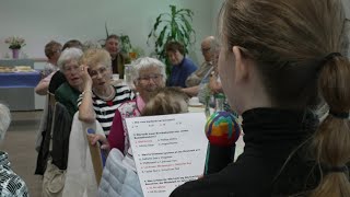 Tag des Nachbarn in Schwerin buntes Programm im Nachbarschaftstreff Weststadt [upl. by Genni]