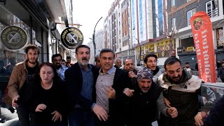 Abdullah Zeydan barikatlara rağmen sokağa çıkarak alınan kararı protesto etti [upl. by Ailisab412]