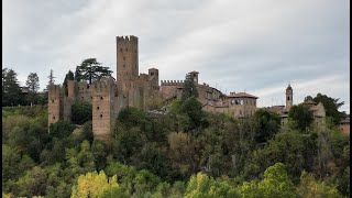 In volo su Castellarquato [upl. by Yenaiv]