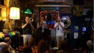 Die Gluzger mit quotMinirockquot bei Fritzels Bourbon Street New Orleans 2012avi [upl. by Ahseihs]