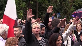 Fascismo duemila in corteo a Predappio Alcuni nostalgici quotOggi appoggiamo Salviniquot [upl. by Ahsimat42]