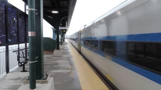 MetroNorth Engineer LAYS on the RS2M Horn  Doppler Effect [upl. by Rossen]