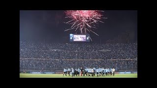 Hinchas uruguayos celebraron repechaje de la bicolor en el Estadio Centenario AUDIO [upl. by Noffets889]